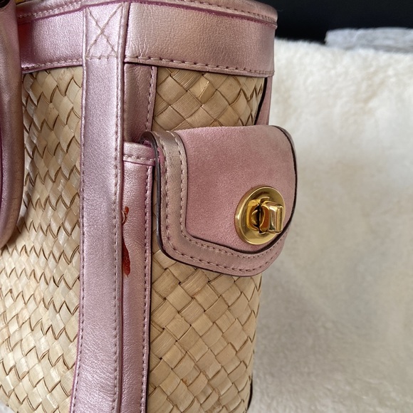 COACH - vtg. Pink straw hand bag, vintage - Picture 10 of 11